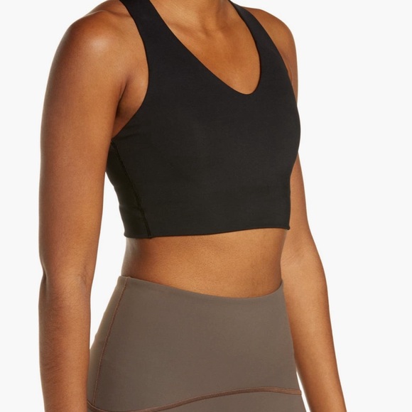 NEW! NWT SPANX black sports bra Longline Medium Impact Sports Bra - size Medium - Picture 5 of 6
